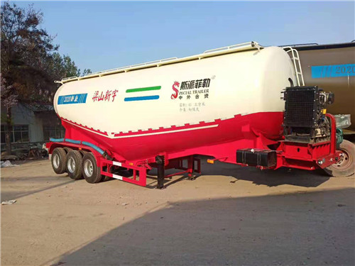 山东粉粒物料运输半挂车