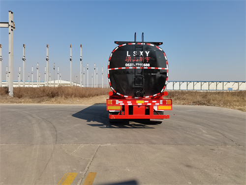 液体运输半挂车