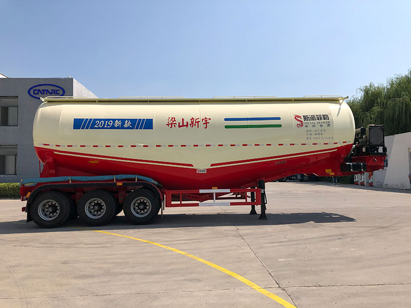 粉粒物料罐车